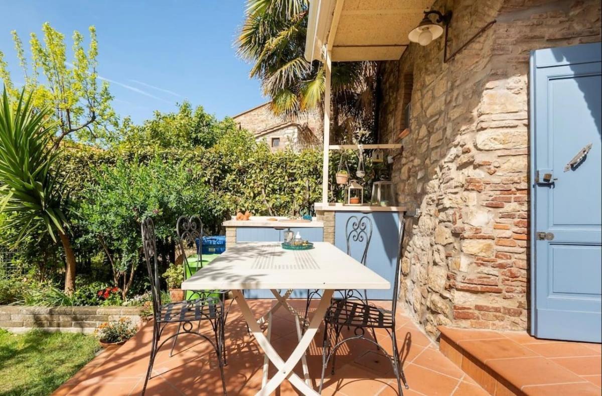 La Casa Nel Castello E Il Giardino Segreto Villa Suvereto Dış mekan fotoğraf