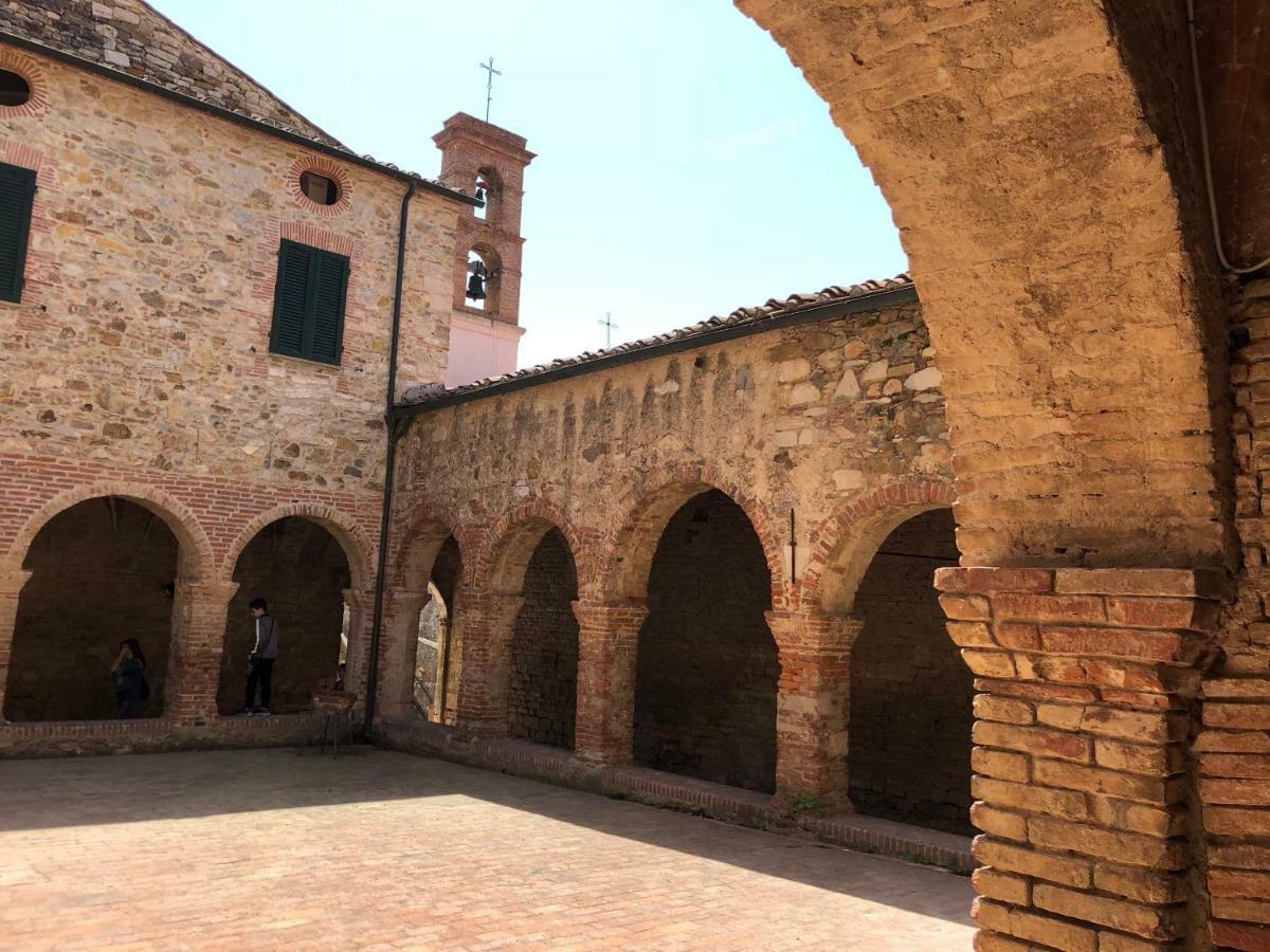 La Casa Nel Castello E Il Giardino Segreto Villa Suvereto Dış mekan fotoğraf